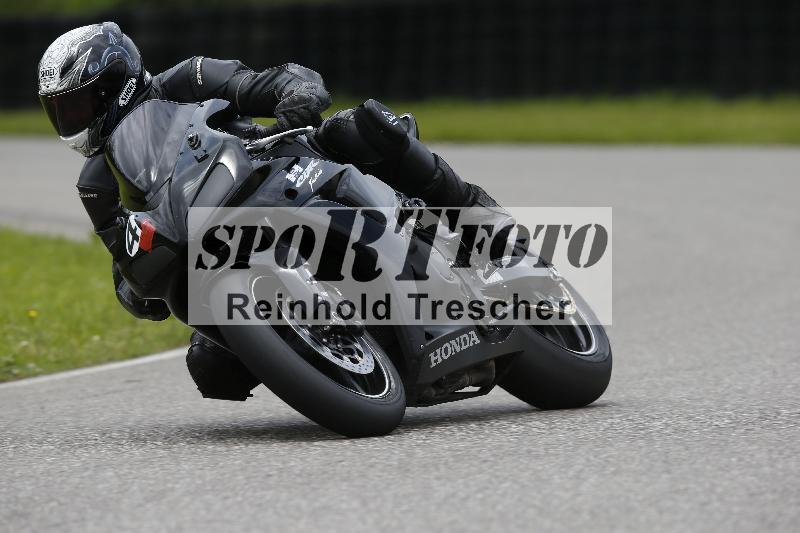 /Archiv-2024/26 31.05.2024 TZ Motorsport Training ADR/Gruppe rot/4